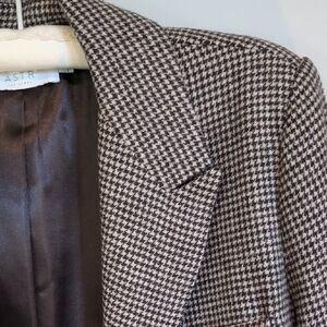 Astr Houndstooth Blazer in Black and White
